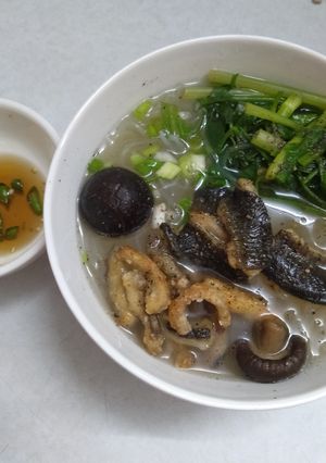 Hình của món Miến lươn nước.