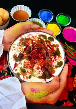 A picture of Dahi Bhalla.