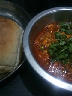 મિસળ પાવ(Misal Pav Recipe in Gujarati) રેસીપી મુખ્ય ફોટો