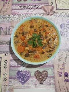 Gombaleves vajgaluskával recept fotója