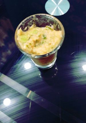 A picture of Amiya pyaj chutney.