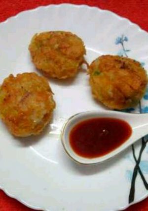 সুজির মিনি বোম (sujir mini bomb recipe in Bengali) রেসিপির প্রধান ছবি