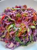 Ensalada de repollo y morrones