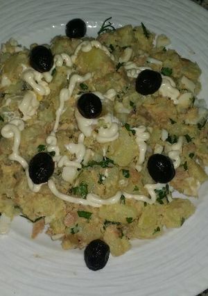 A picture of Potato and Tuna Dish.