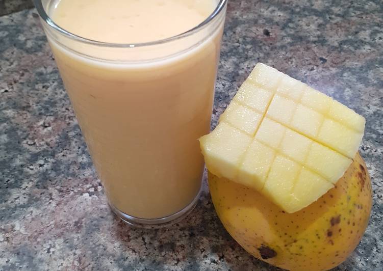 Recipe of Speedy Mango smoothie