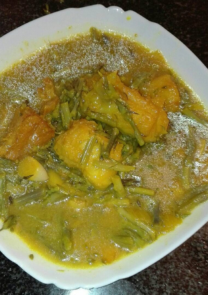 Una foto de Espárragos extemeños con bacalao