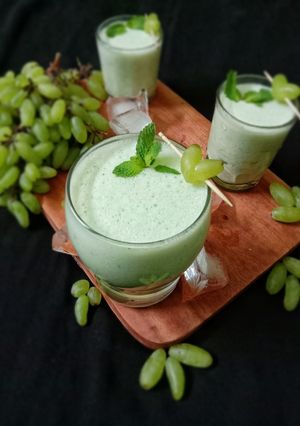 আঙ্গুরি লস্যি (grapes lassi recipe in bengali) রেসিপির প্রধান ছবি