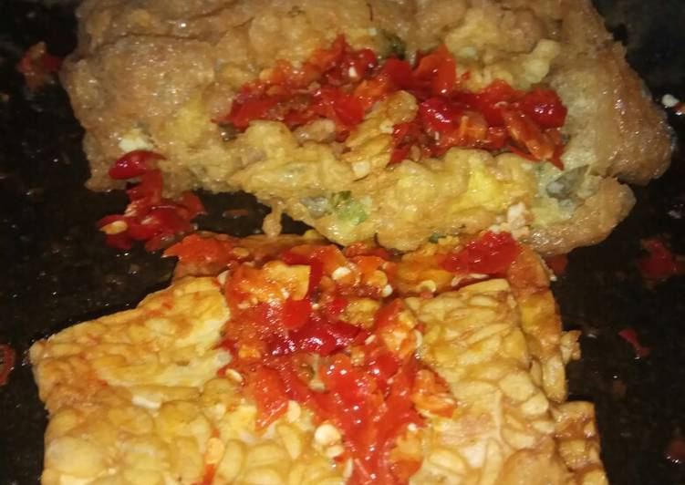 Telor crispy geprek With tempe goreng Mm Anna 😘??
