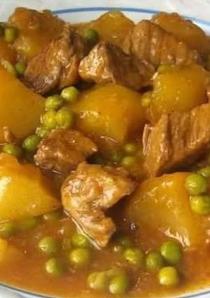 Una foto de Ternera estofada con guisantes