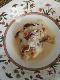 Una foto de Bacalao al horno con anchoas