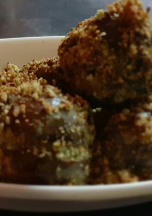 A picture of Peanut coconut bhaigan.