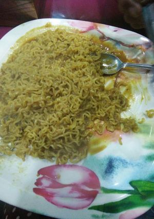 A picture of Maggi.