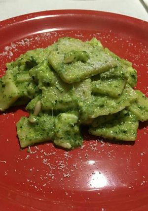 Foto di Testaroli con il pesto all'etrusca