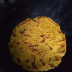 A picture of Bajra And Methi Roti.