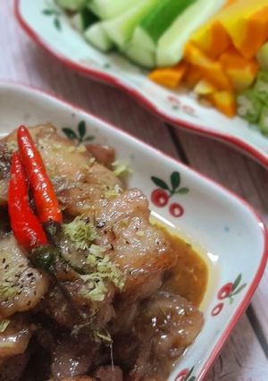Hình của món Mắm ruốc kho thịt đơn giản.