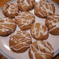 A picture of Bakewell Cookies.