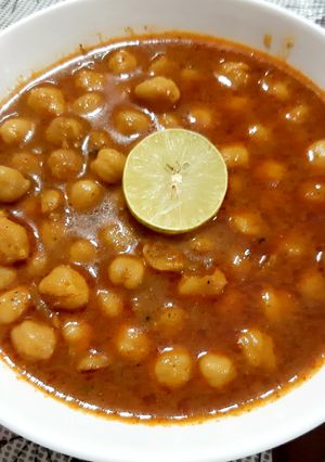 A picture of Chana masala.