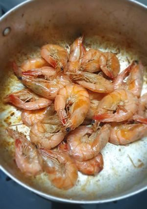 Hình của món Tôm rang mặn ngọt.