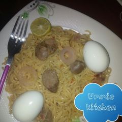 A picture of Noodles with Egg.