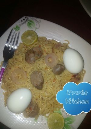 A picture of Noodles with Egg.