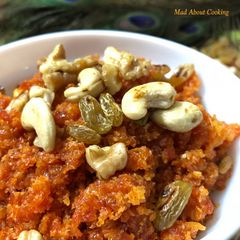 Gajar Ka Halwa (Indian Carrot Pudding) – Quick Winter Dessert - Microwave Method A picture of Gajar Ka Halwa (Indian Carrot Pudding) – Quick Winter Dessert - Microwave Method.