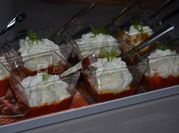 Une photo de apéro crevettes