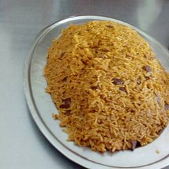 A picture of Beef pilau.