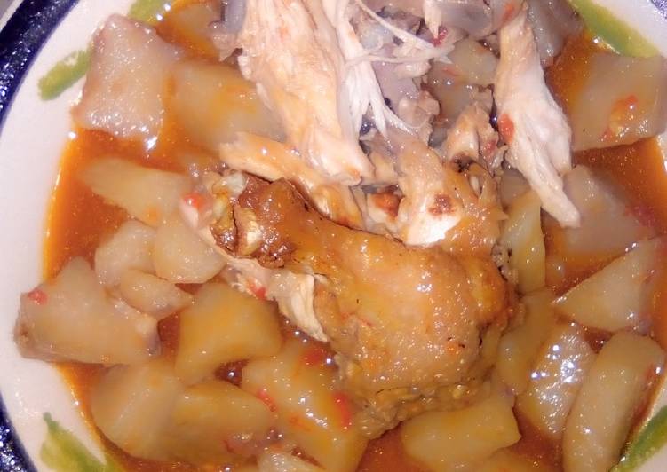 Yam porradge and chicken