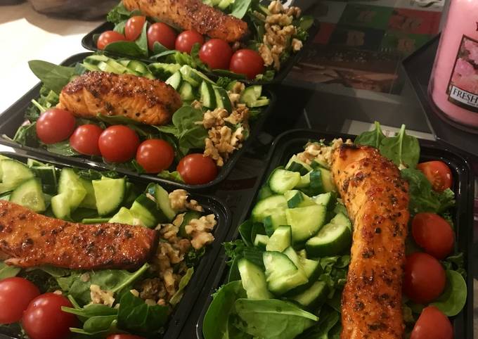 Mixed leaf and nut salmon salad