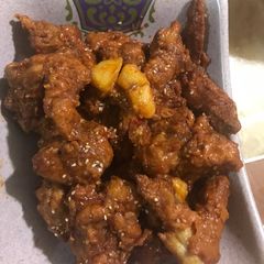 A picture of Sweet and sour chicken wings.