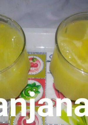 A picture of Lichi and mango mocktail.