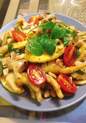 Hình của món Chân gà sốt mắm thái.