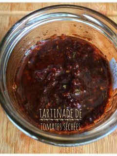 Une photo de Tartinade de tomates séchées