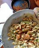 Orecchiette con puntarelle e acciughe