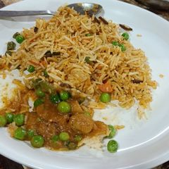 A picture of Matar Pulao.