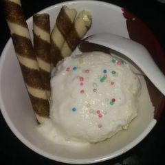 A picture of Qankarar youghurt.