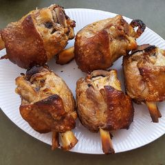 A picture of Pork knuckle.