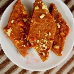 A picture of Besan ki shahi barfi.