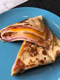 Crepes de jamón de york y cheddar en horno grill Cecotec