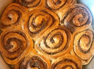 รูปของ Cinnamon roll with cream cheese frosting🍊👩🏾‍🍳ชินนาม่อนโรลครีมชีส