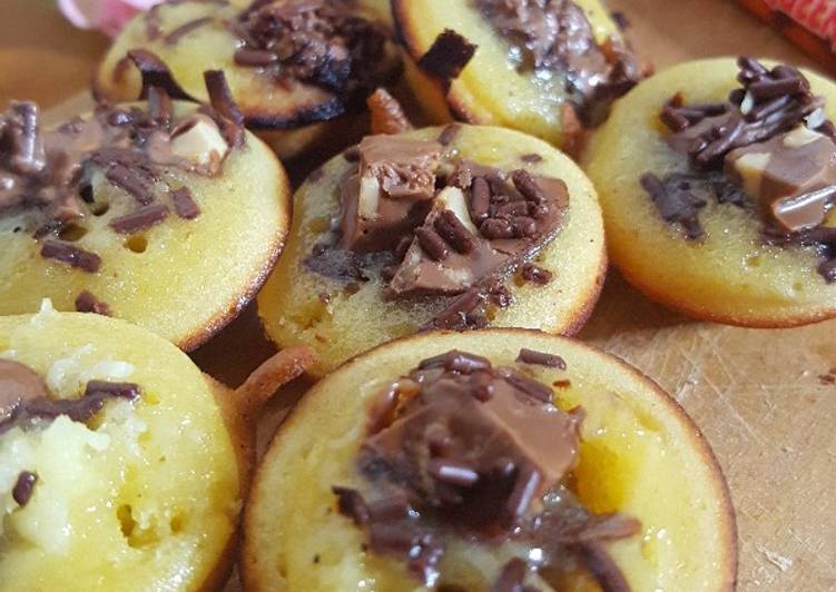 Kue Cubit Choco Cheese
