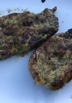 Une photo de Côtes de porc marinées ail persil à la plancha