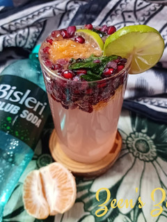 A picture of Pomegranate and Orange Mocktail.