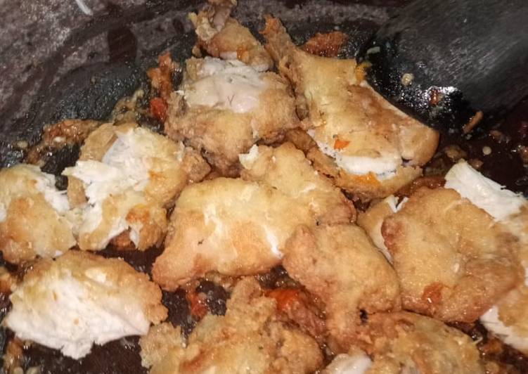 Langkah Mudah untuk Menyiapkan Ayam geprek sambel bawang Anti Gagal