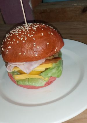 Una foto de Color Burger