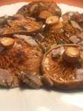 Setas con ajo y mojama