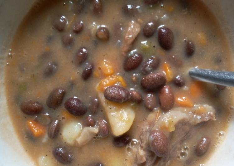 Black beans stew(Njahi)