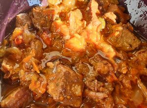 Foto principal de Carne de ternera guisada (en olla de cocción lenta)