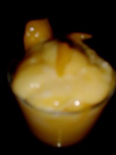 मैंगो पुडिंग (Mango pudding recipe in Hindi) रेसिपी मुख्य फोटो