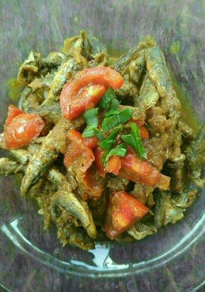 Foto resep Sambal ikan layang bumbu kuning.